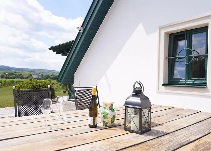 Wonderful Villa Among The Vineyards